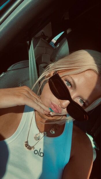Hailey Keys