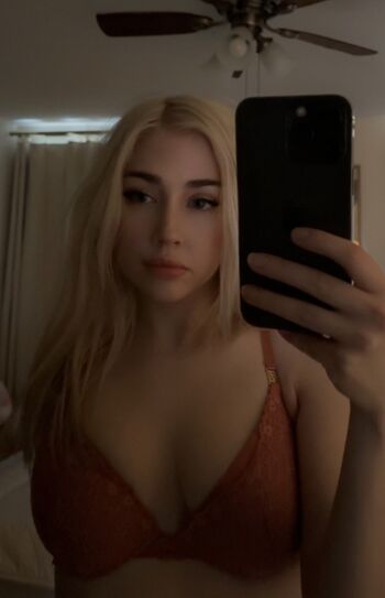 Full leaked Hailsbee  page private onlyfans photo