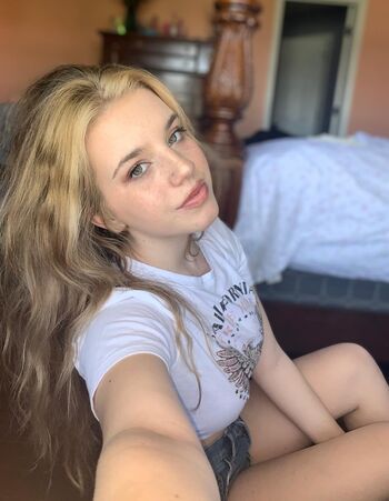 Full leaked Eimigirl/ private onlyfans photo