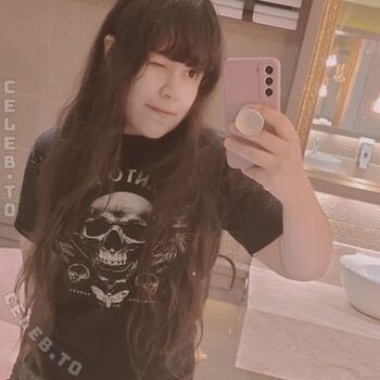 Hana Lily