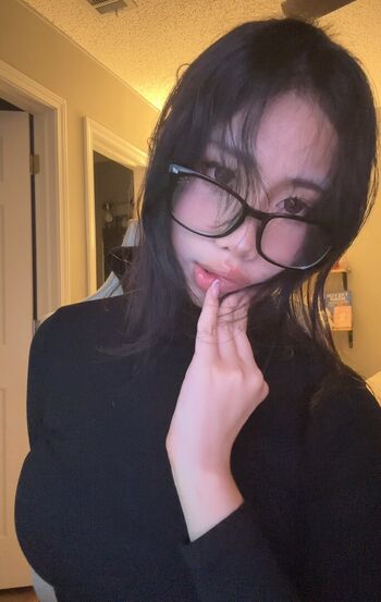 Full leaked Hannekin page private onlyfans photo
