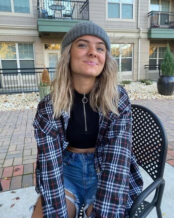 Hannah Schlenker