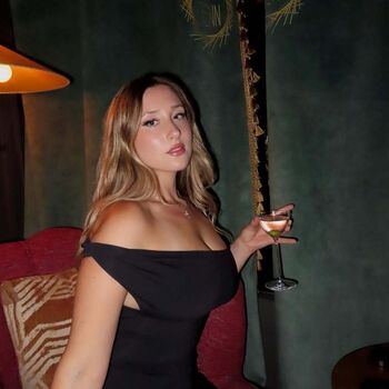 hannahhitchner