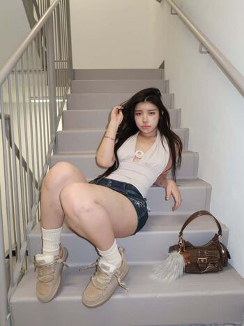 Full leaked Hannahkae page private onlyfans photo