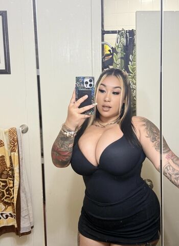 Hawaii Baddies