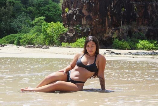 Hawaii Baddies