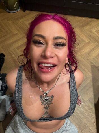 Full leaked Hayleyquinnxx private onlyfans photo