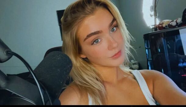 Full leaked Haymartinn page private onlyfans photo