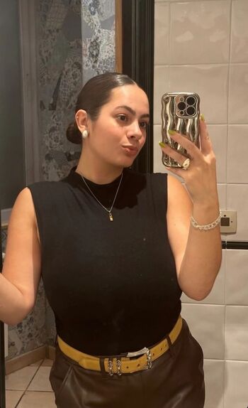 Helena Calabia