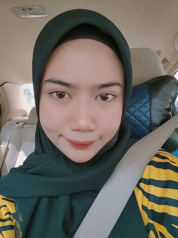 Full leaked Hijab on private onlyfans photo