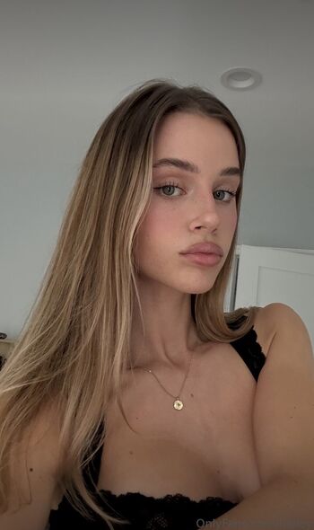 Full leaked Hiley grce  page private onlyfans photo