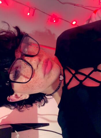 HisFemDiva