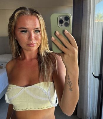 Hollyxfoster