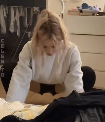 Full leaked Honeypuu  page private onlyfans photo