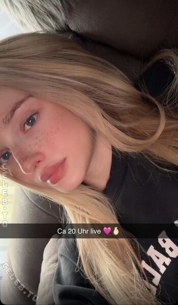 Full leaked Honeypuu  page private onlyfans photo