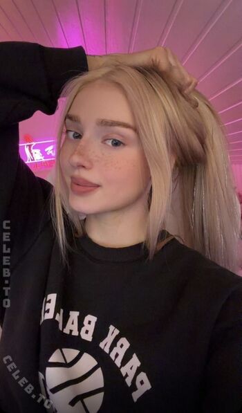 Full leaked Honeypuu  page private onlyfans photo