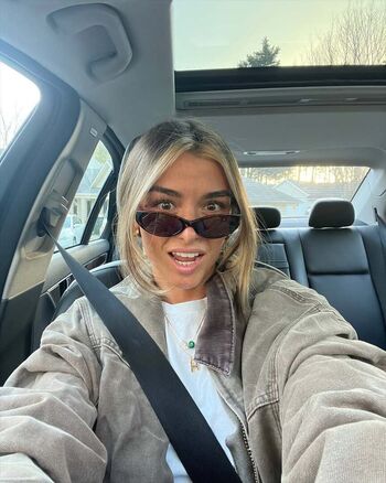 Hopie Schlenker