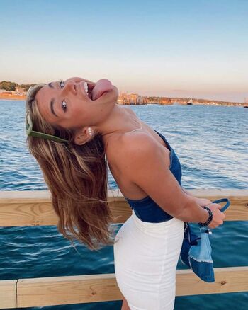 Hopie Schlenker