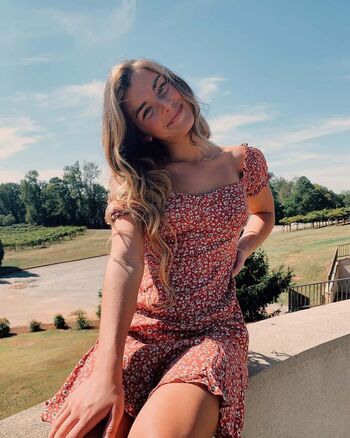 Hopie Schlenker