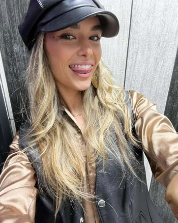 Hopie Schlenker