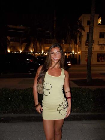 Full leaked Hopie schlenker private onlyfans photo