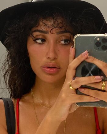 Full leaked Huda shahin private onlyfans photo