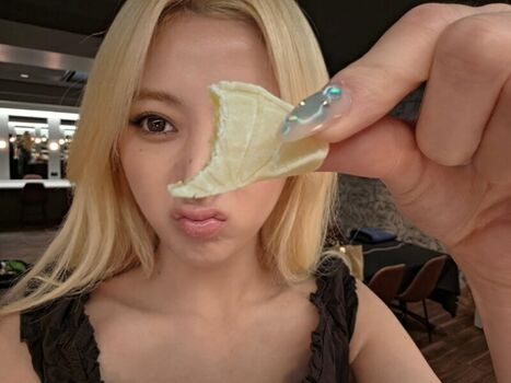 Huh Yunjin 허윤진