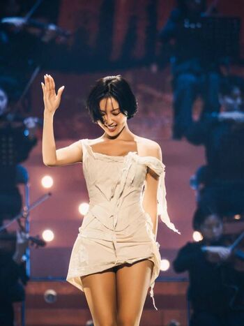 Full leaked Hwasa page private onlyfans photo