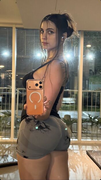 Full leaked Iaaras  page private onlyfans photo