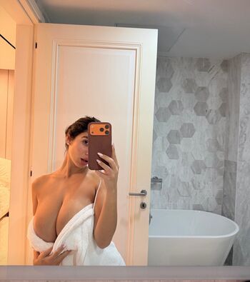 Ika D’Auria