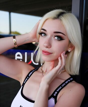 Full leaked Iluvmeww page private onlyfans photo