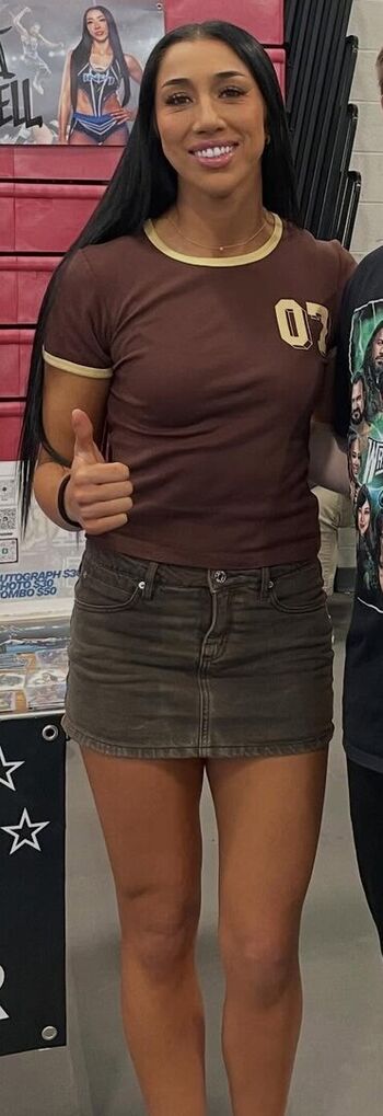 Indi Hartwell