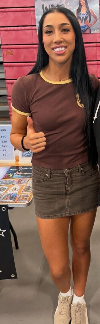 Indi Hartwell