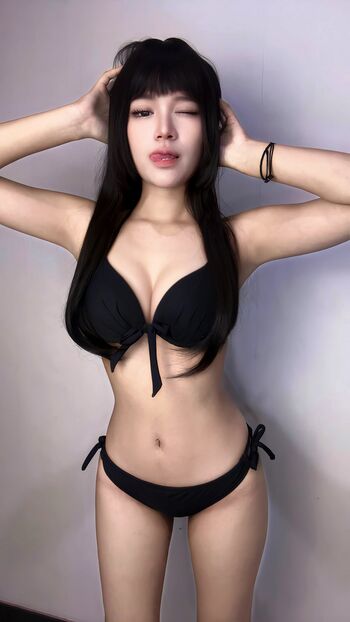 Full leaked Indonesian girls private onlyfans photo