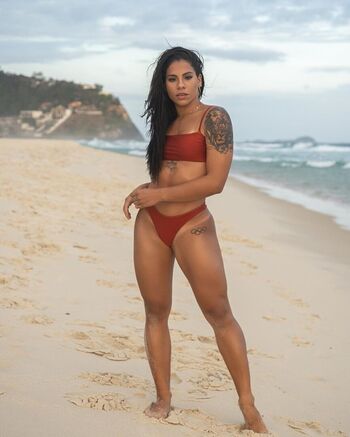 Ingrid Oliveira