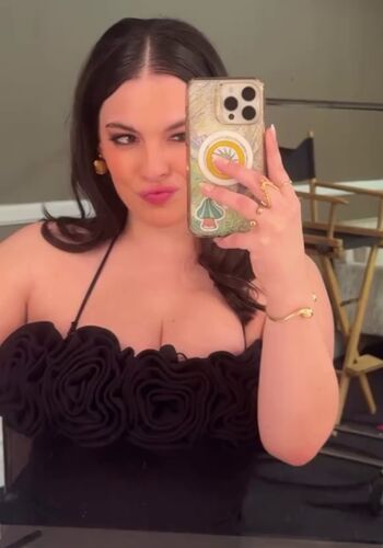 Full leaked Isabella gomez private onlyfans photo