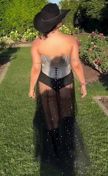 Full leaked Isabella gomez private onlyfans photo