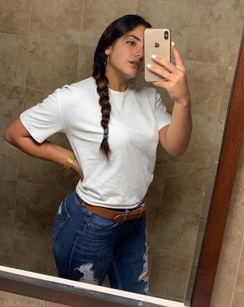 Isabella Ladera