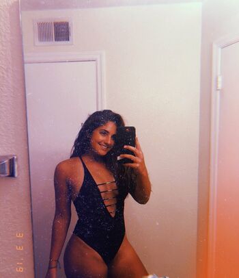 Full leaked Isabella ladera page private onlyfans photo