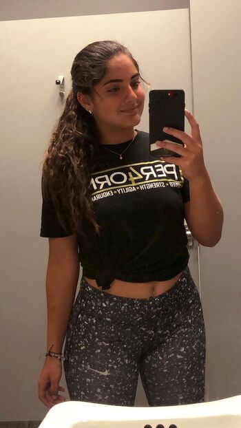 Full leaked Isabella ladera page private onlyfans photo