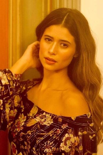 Isadora Cruz