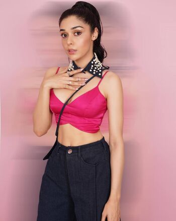 Full leaked Isha singh private onlyfans photo