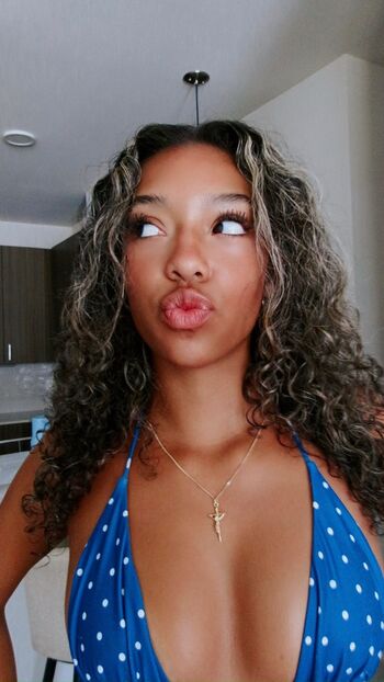 isiennafletcher
