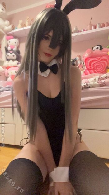 Full leaked Isii cos page private onlyfans photo
