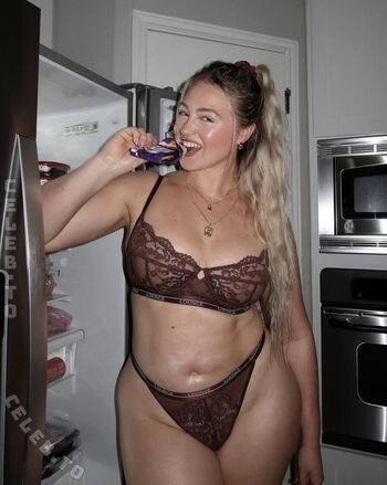 Iskra Lawrence