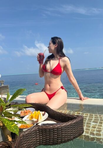 Full leaked Issfanfan private onlyfans photo