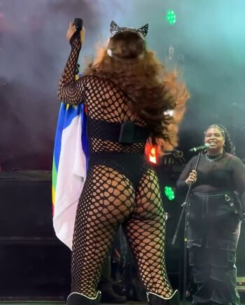Iza Cantora