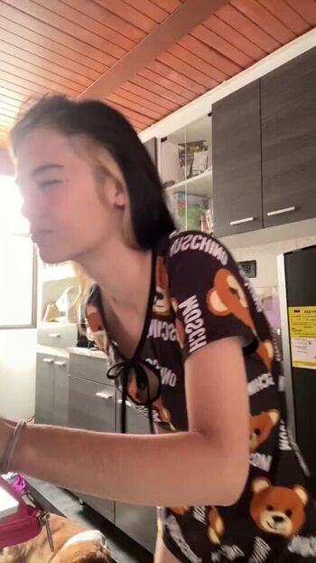 izismusic