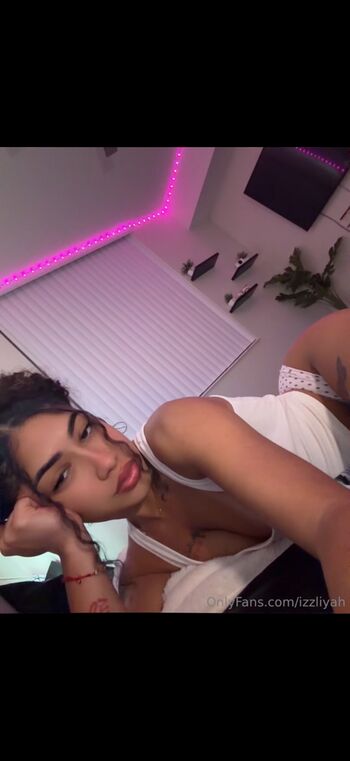 izzliyah_