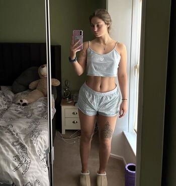 Izzy Lewis